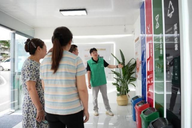 全国城市生活垃圾分类工作现场会上重庆这套数字化系统成焦点(图1)
