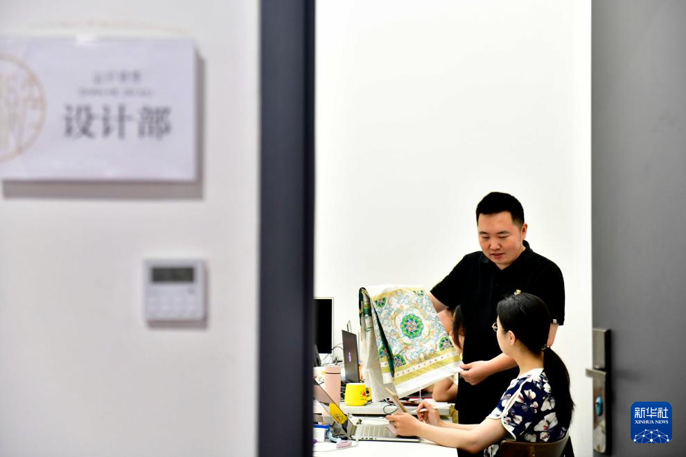 宝藏之城丨这座小城织就百亿汉服产业(图18)