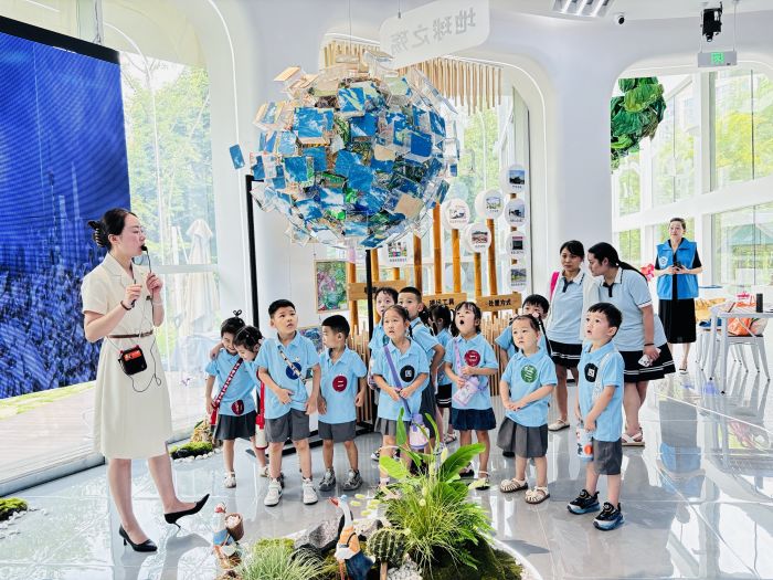 特色活动不停歇 成都市生活垃圾分类向纵深推进(图3)