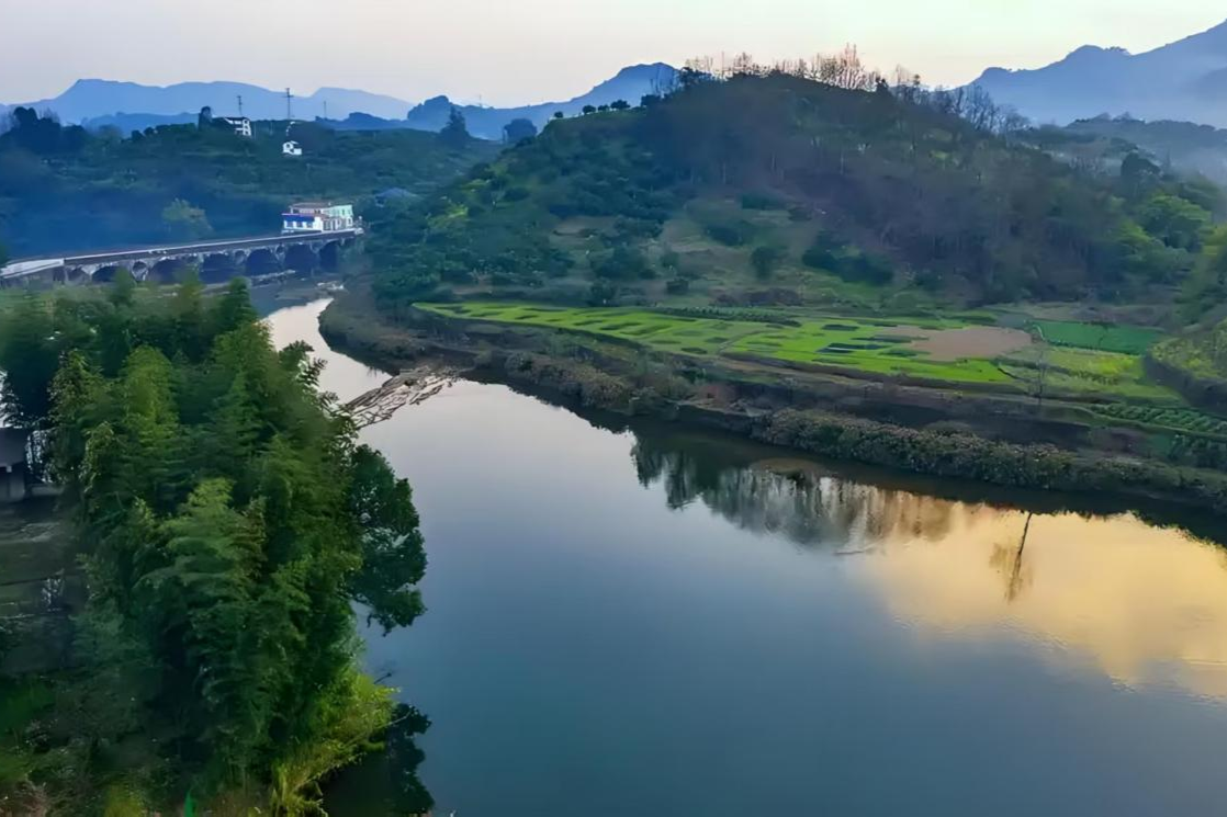 黄金河等8条河湖入选2024年重庆美丽河湖优秀案例(图2)