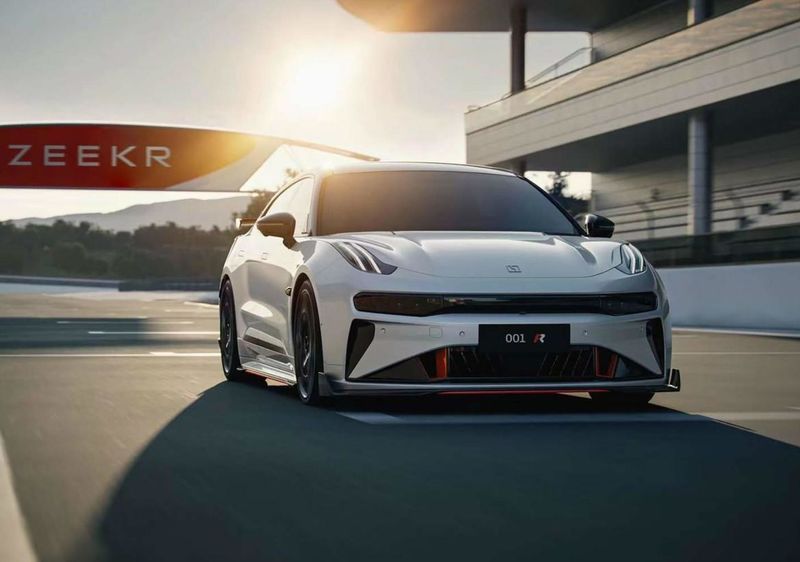 国产豪车的两条路径为什么是华为和小米率先突围了？(图6)