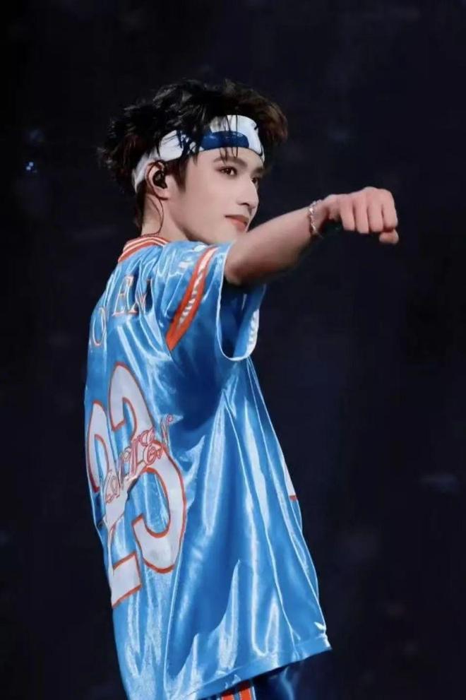 GD用05㎡布料掀起了一场“颅顶革命”(图11)