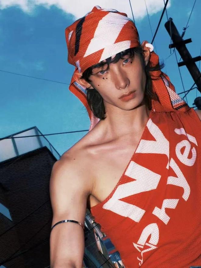 GD用05㎡布料掀起了一场“颅顶革命”(图24)