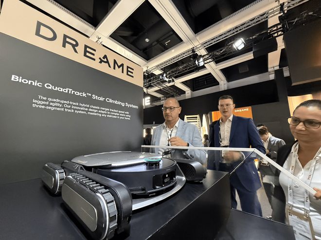 国产智能清洁巨头狂卷IFA 2025追觅云鲸石头添可彻底杀疯了！(图3)