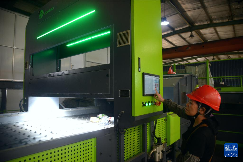 垃圾“重生”记——福州垃圾分类一线见闻-新华网(图2)