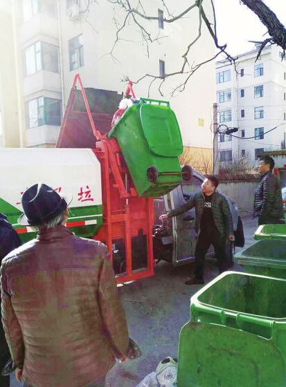 长治：取缔150余个暴露垃圾箱 打造美丽城区