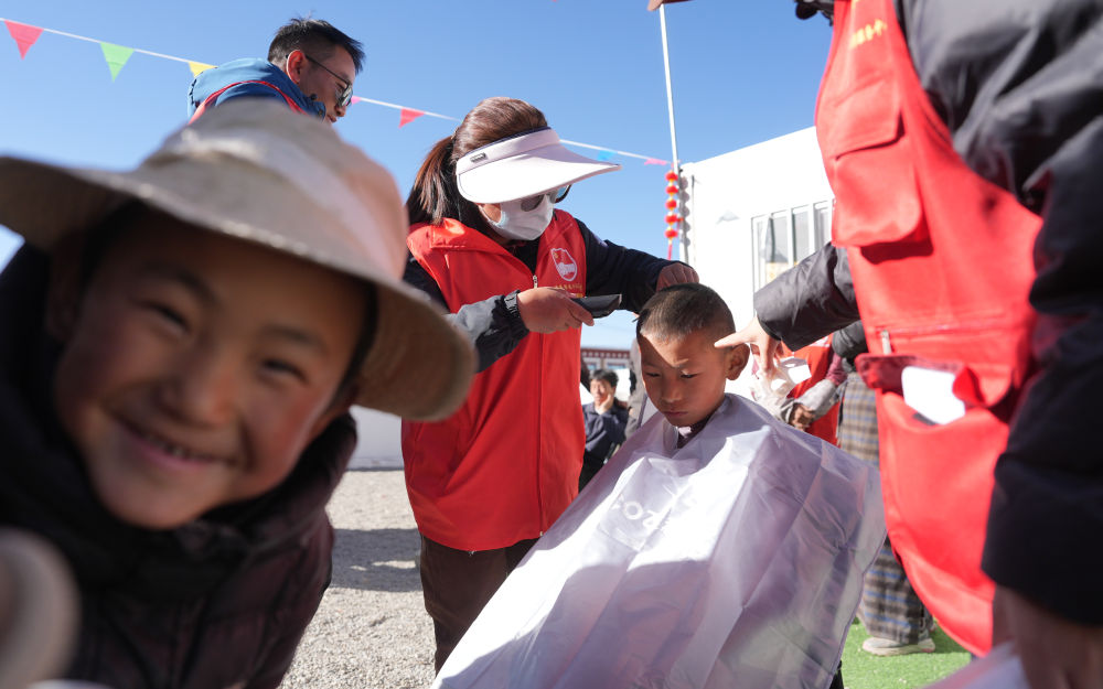 镜观·回响|弘扬奉献、友爱、互助、进步的志愿精神(图9)