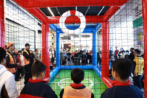 柳江区首届青少年人工智能应用大赛决赛举行(图3)