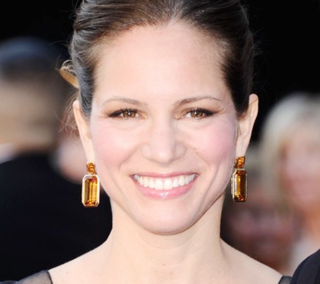 钢铁侠是宠妻狂魔从瘾君子到千面影帝别墅飞机苏珊成熟风穿搭(图23)