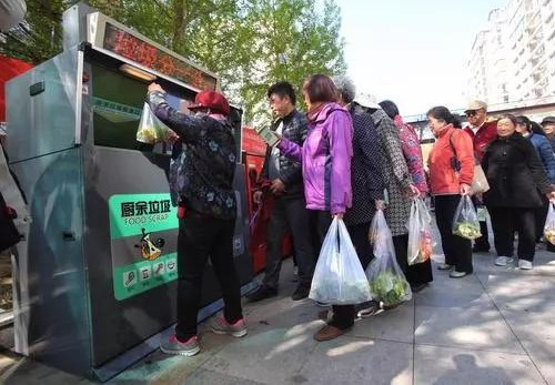 筑牢分类防线：让垃圾分类告别“形同虚设”