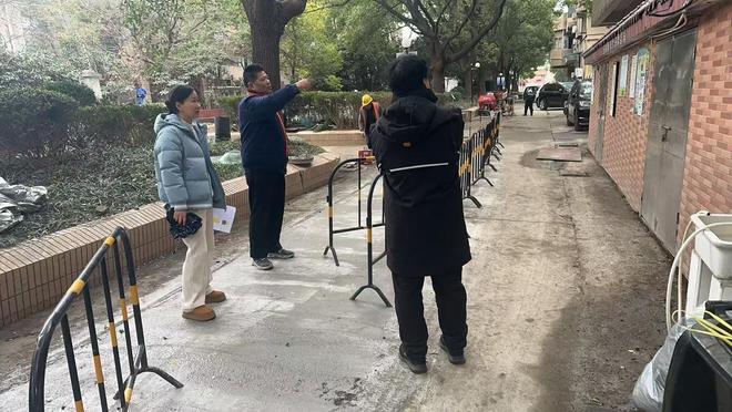 临汾路街道开展居民区垃圾箱房专项检查为垃圾分类提质增效筑牢基础(图2)