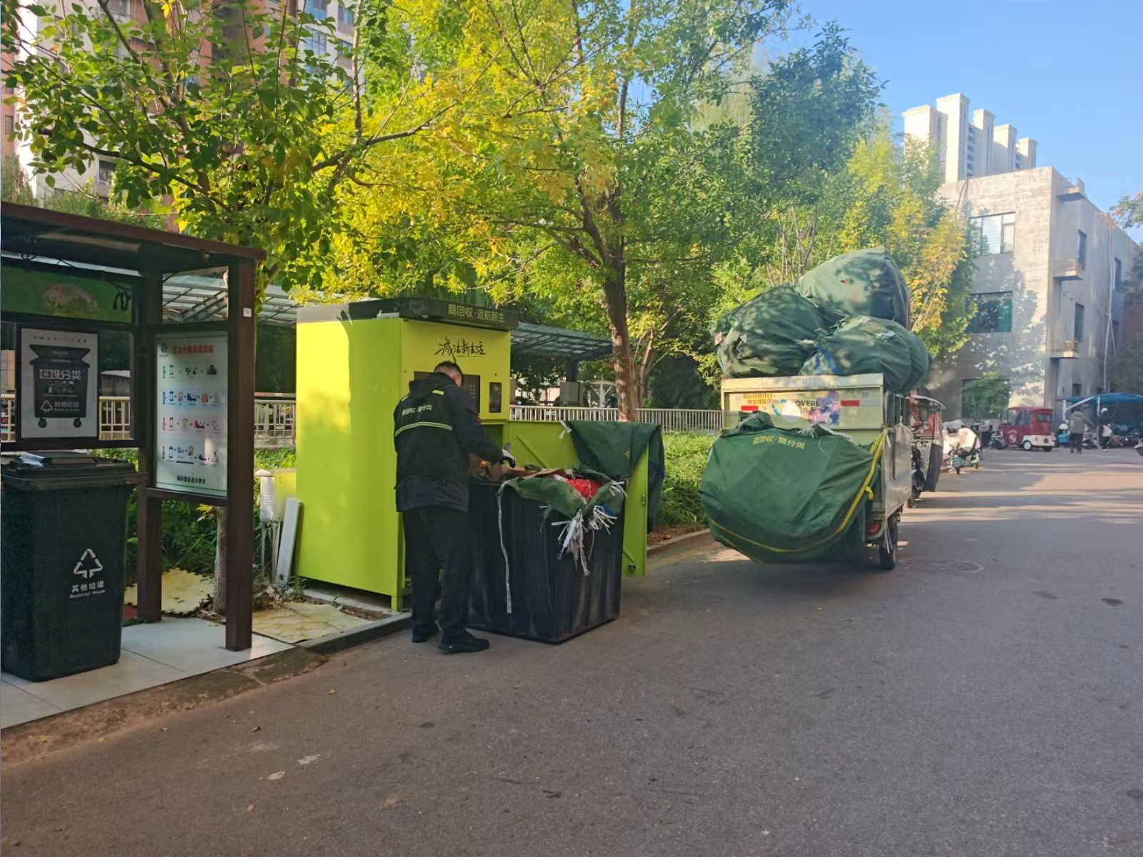 科技赋能垃圾分类加快推进“两网融合”高新城管构建“互联网+智能回收”平台(图2)