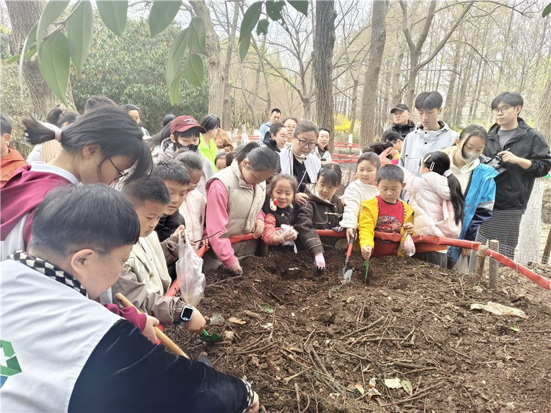 青岛市城阳区举办“从‘零’开始向美而行”3月生活垃圾分类主题活动(图3)