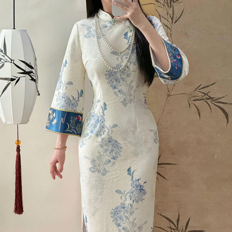 Laurastar与瑞士高定设计师KévinGermanier合作独家限定系列亮相AWE2024